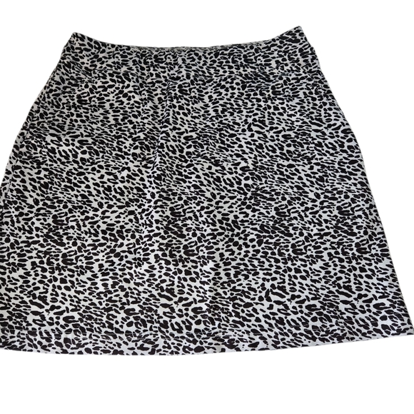Coral Bay Golf  Leopard Print Women's Skort - Picture 1 of 11